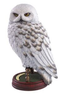 Harry Potter Magical Creatures Soška Hedwig 24 cm Noble Collection