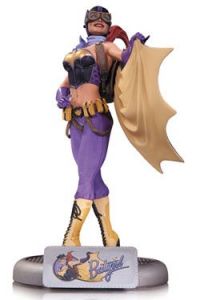 DC Comics Bombshells Soška Batgirl 27 cm