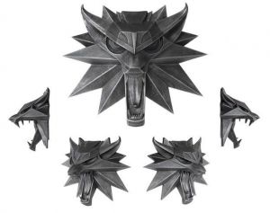 Witcher 3 Wild Hunt Wolf Nástěnná Dekorace Skulptura 15 x 15 cm Dark Horse