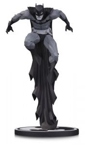 Batman Black & White Soška Batman by Jonathan Matthews 23 cm