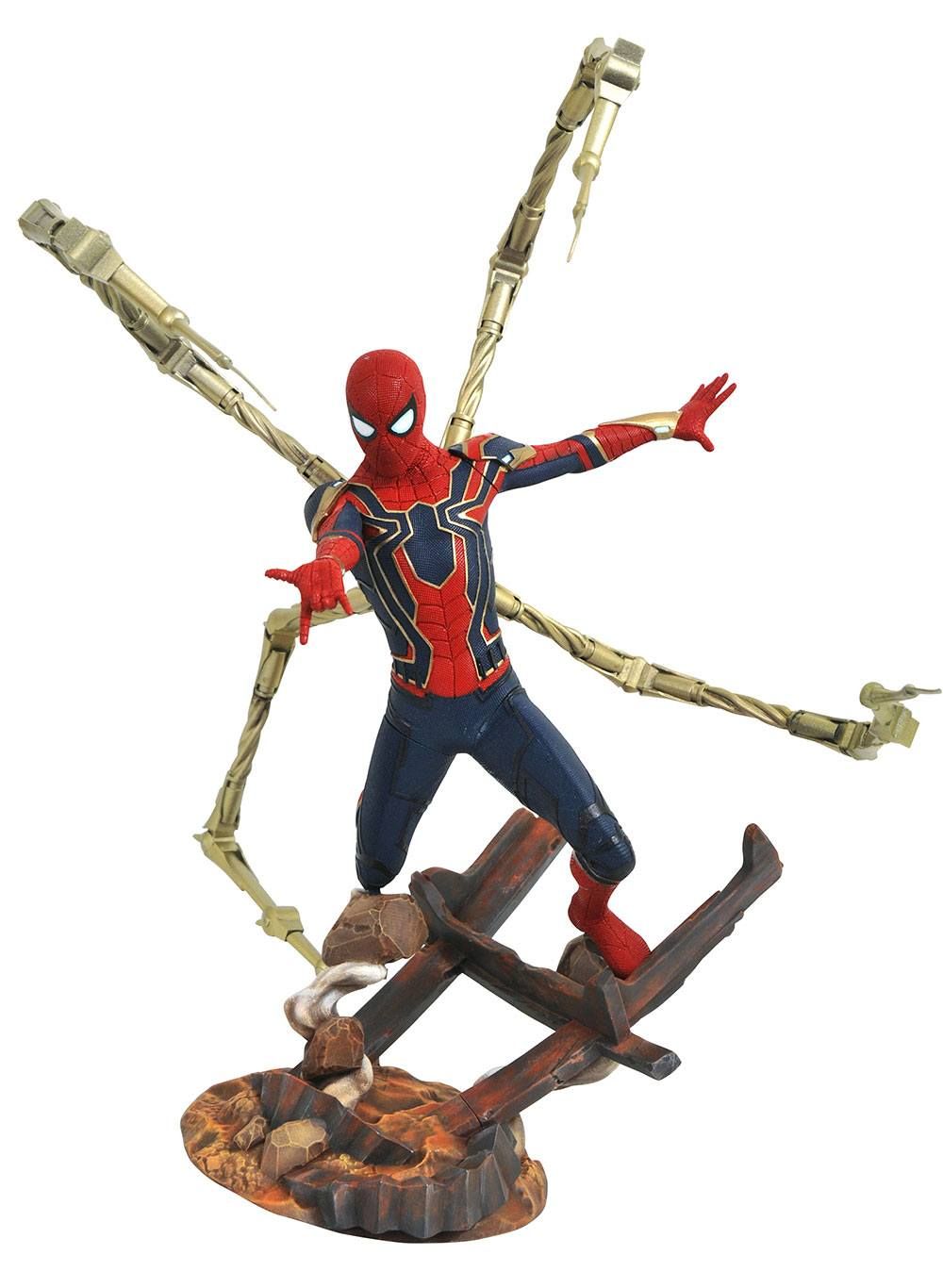 Avengers Infinity War Marvel Premier Kolekce Soška Iron Spider-Man 30 cm Diamond Select