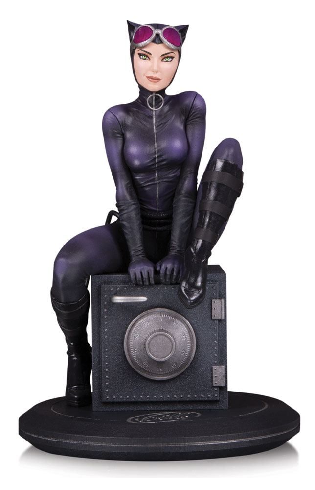 DC Cover Girls Soška Catwoman by Joelle Jones 18 cm DC Collectibles