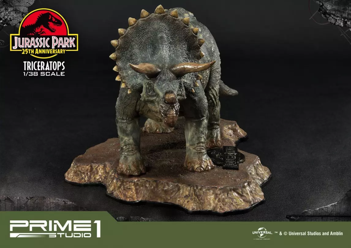 Jurassic Park Prime Collectibles PVC Soška 1/38 Triceratops 11 cm Prime 1 Studio