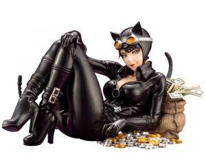 DC Comics Bishoujo PVC Soška 1/7 Catwoman Returns 9 cm