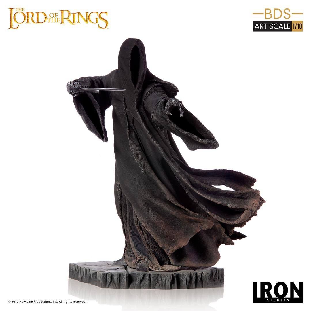 Lord Of The Rings BDS Art Scale Soška 1/10 Attacking Nazgul 22 cm Iron Studios