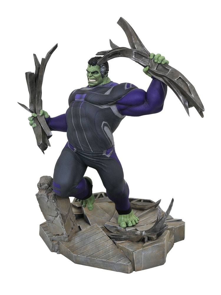 Avengers: Endgame Marvel Movie Gallery PVC Diorama Tracksuit Hulk 23 cm Diamond Select