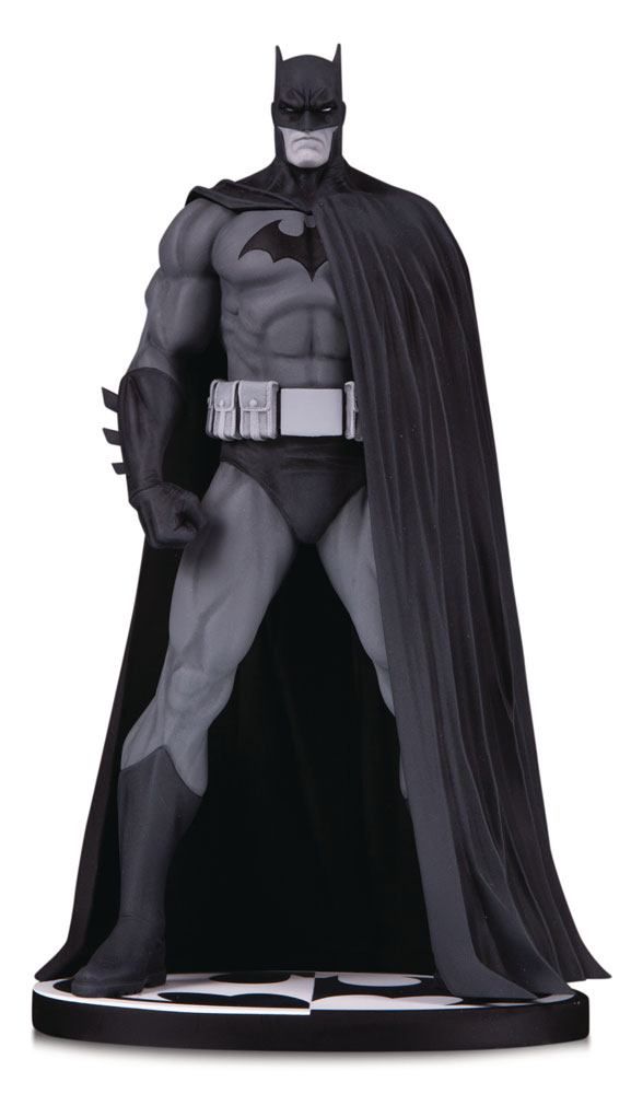 Batman Black & White Soška Batman (Version 3) by Jim Lee 18 cm DC Direct