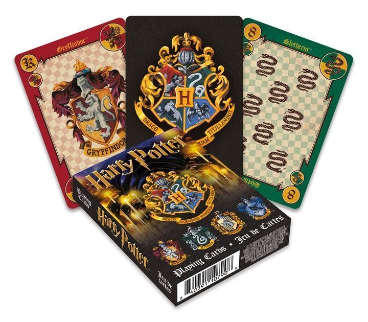 Harry Potter Playing Karty Crests Aquarius