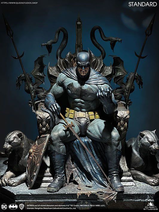 DC Comics Soška 1/4 Batman on Throne 75 cm Queen Studios