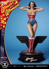 Wonder Woman 1975 Soška 1/3 Wonder Woman (Lynda Carter) 69 cm