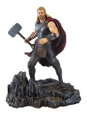 Thor Ragnarok Marvel Gallery PVC Soška Thor 25 cm