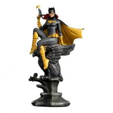 DC Comics Deluxe Art Scale Soška 1/10 Batgirl 26 cm Iron Studios