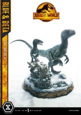 Jurassic World: Dominion Legacy Museum Kolekce Soška 1/6 Blue & Beta Bonus Verze 41 cm