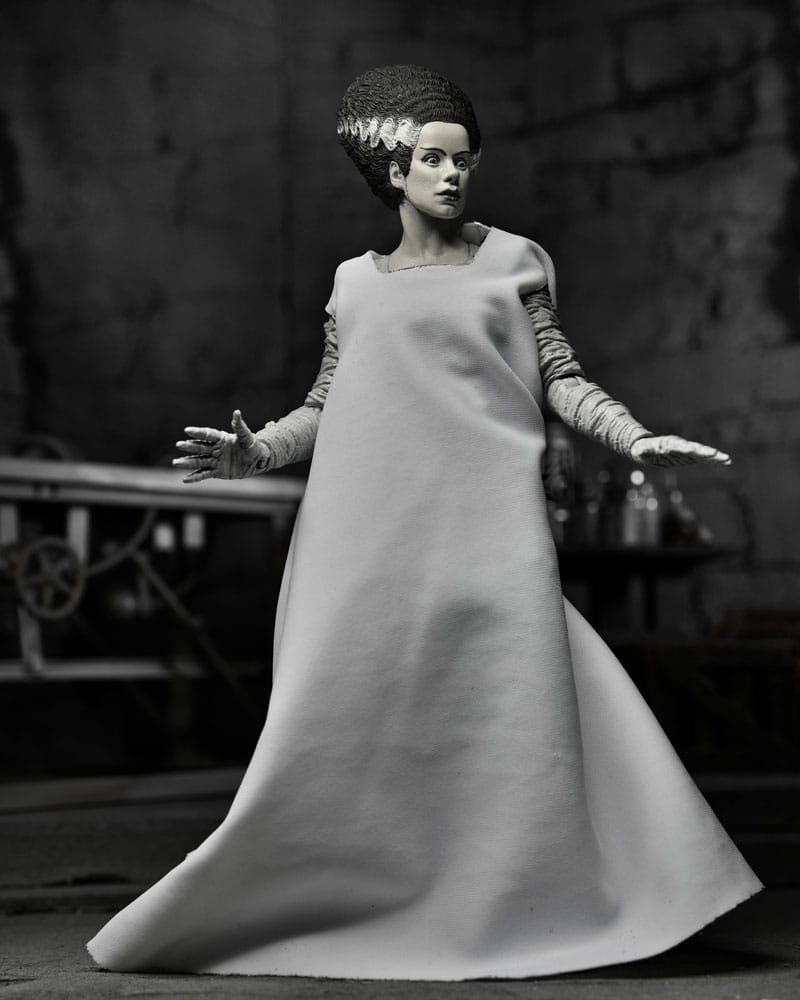 Universal Monsters Akční Figure Ultimate Bride of Frankenstein (Black & White) 18 cm NECA
