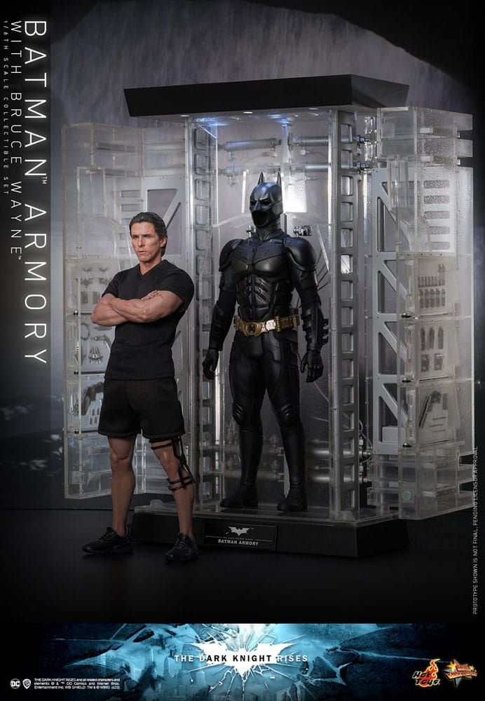 The Dark Knight Rises Movie Masterpiece Akční Figures & Diorama 1/6 Batman Armory with Bruce Wayne 30 cm Hot Toys