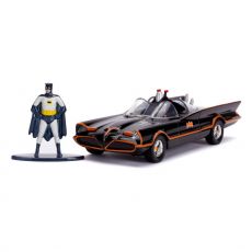 DC Comics Kov. Models 1/32 Batman 1966 Classic Batmobile Display (6)