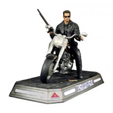 Terminator 2: Judgment Day Soška 1/4 T-800 on Motorcycle Signature Edition 50 cm