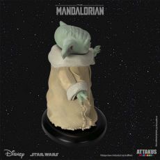 Star Wars: The Mandalorian Classic Kolekce Soška 1/5 Grogu Using the Force 10 cm Attakus