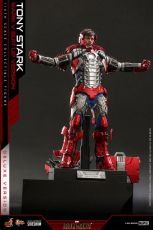 Iron Man 2 Movie Masterpiece Akční Figure 1/6 Tony Stark (Mark V Suit Up Version) Deluxe 31 cm Hot Toys