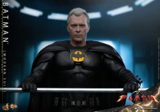 The Flash Movie Masterpiece Akční Figure 1/6 Batman (Modern Suit) 30 cm Hot Toys