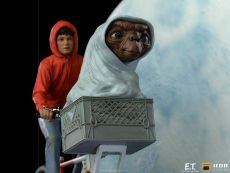 E.T. the Extra-Terrestrial Deluxe Art Scale Soška 1/10 E.T. & Elliot 27 cm Iron Studios