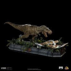 Jurassic Park Demi Art Scale Soška 1/20 T-Rex attacks Donald Gennaro 30 cm Iron Studios