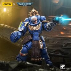 Warhammer 40k Akční Figure 1/18 Ultramarines Lieutenant with Power Fist 12 cm Joy Toy (CN)