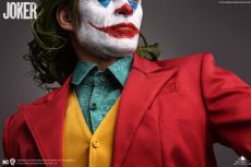Joker (2019) Soška 1/2 Arthur Fleck Joker 95 cm Queen Studios