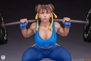 Street Fighter Premier Series Soška 1/4 Chun-Li Powerlifting (Alpha Edition) 37 cm Premium Collectibles Studio