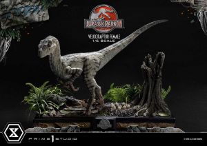 Jurassic Park III Legacy Museum Kolekce Soška 1/6 Velociraptor Female 44 cm