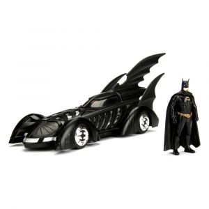 DC Comics Kov. Model 1/24 Batman 1995 Batmobile Jada Toys