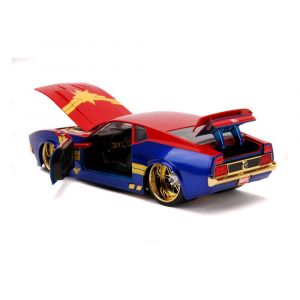 Marvel Hollywood Rides Kov. Model 1/24 1973 Ford Mustang Mach 1 with Captain Marvel Figure Jada Toys