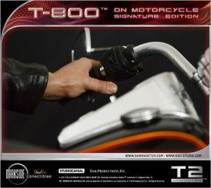 Terminator 2 Judgement Day Soška T-800 30th Anniversary Signature Edition 69 cm Darkside Collectibles Studio