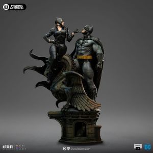 DC Comics Diorama 1/6 Batman & Catwoman 51 cm Iron Studios