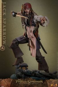 Pirates of the Caribbean: Dead Men Tell No Tales DX Akční Figure 1/6 Jack Sparrow (Deluxe Version) 30 cm Hot Toys