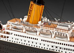 Titanic Model Kit Dárkový Set 1/400 R.M.S. Titanic 100th Anniversary Edition 67 cm Revell