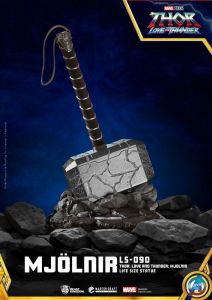 Thor: Love and Thunder Životní Velikost Soška Mjolnir 53 cm - Damaged packaging Beast Kingdom Toys